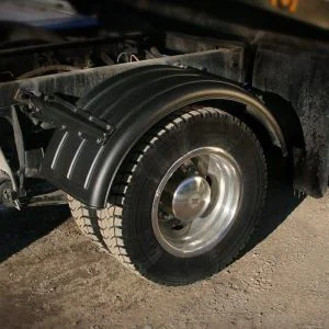 Minimizer™ MIN 1600 Semi Truck Fenders Kit For 16.5" Wheels | Single Axle
